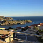 Villa De Soleil A Cerbere,