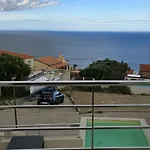 De Soleil A Cerbere, Villa