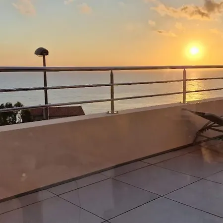 De Soleil A Cerbere, Villa *