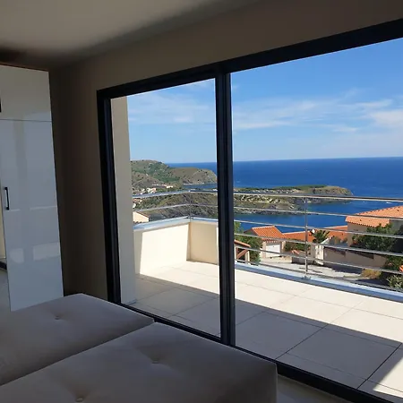 Villa De Soleil A Cerbere, *