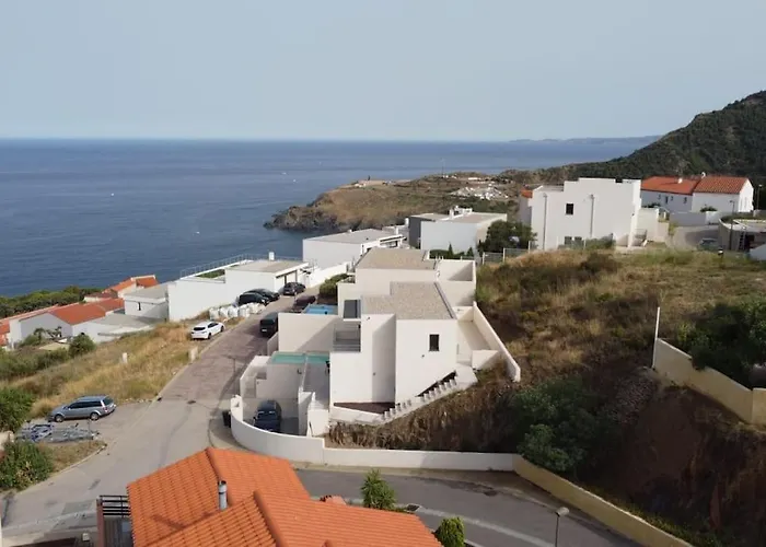 De Soleil A Cerbere, Cerbère