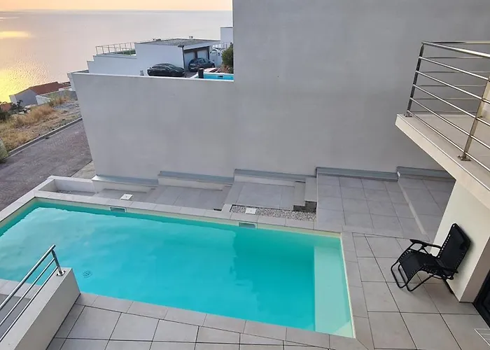 De Soleil A Cerbere, Villa Cerbère