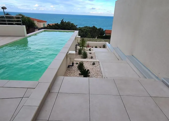 Villa De Soleil A Cerbere,