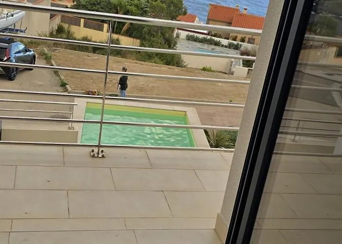 De Soleil A Cerbere, * Cerbère