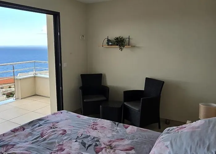 Villa De Soleil A Cerbere,