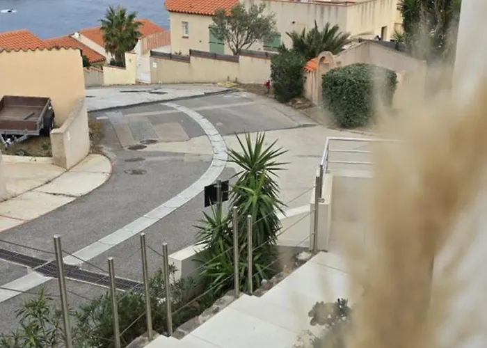 Villa De Soleil A Cerbere, Cerbère