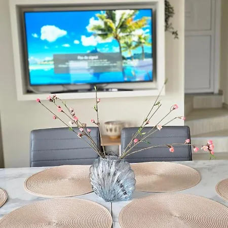 Villa De Soleil A Cerbere,