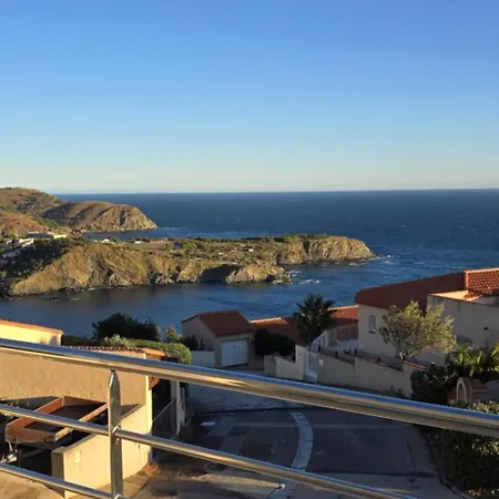 Villa De Soleil A Cerbere,