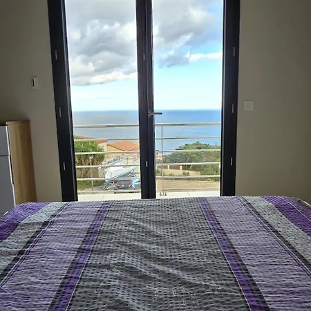 De Soleil à Cerbère, Villa *