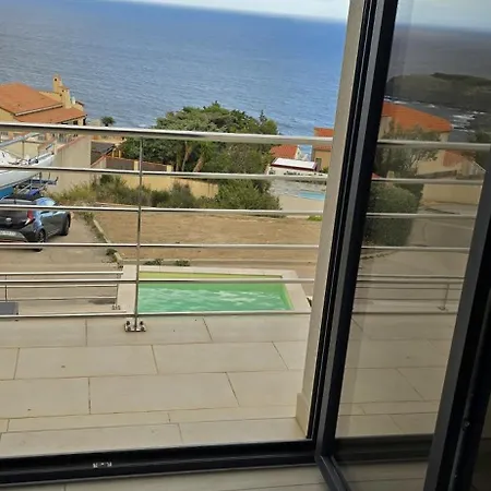 De Soleil A Cerbere, Villa