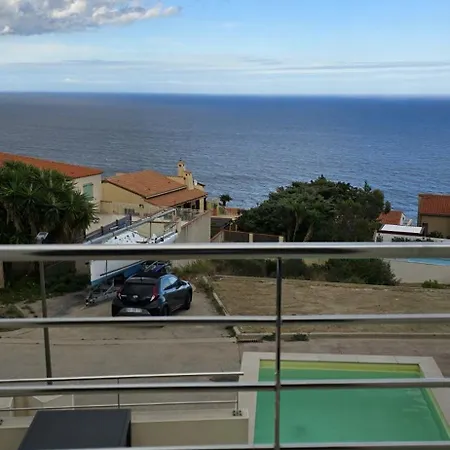 De Soleil à Cerbère, Villa